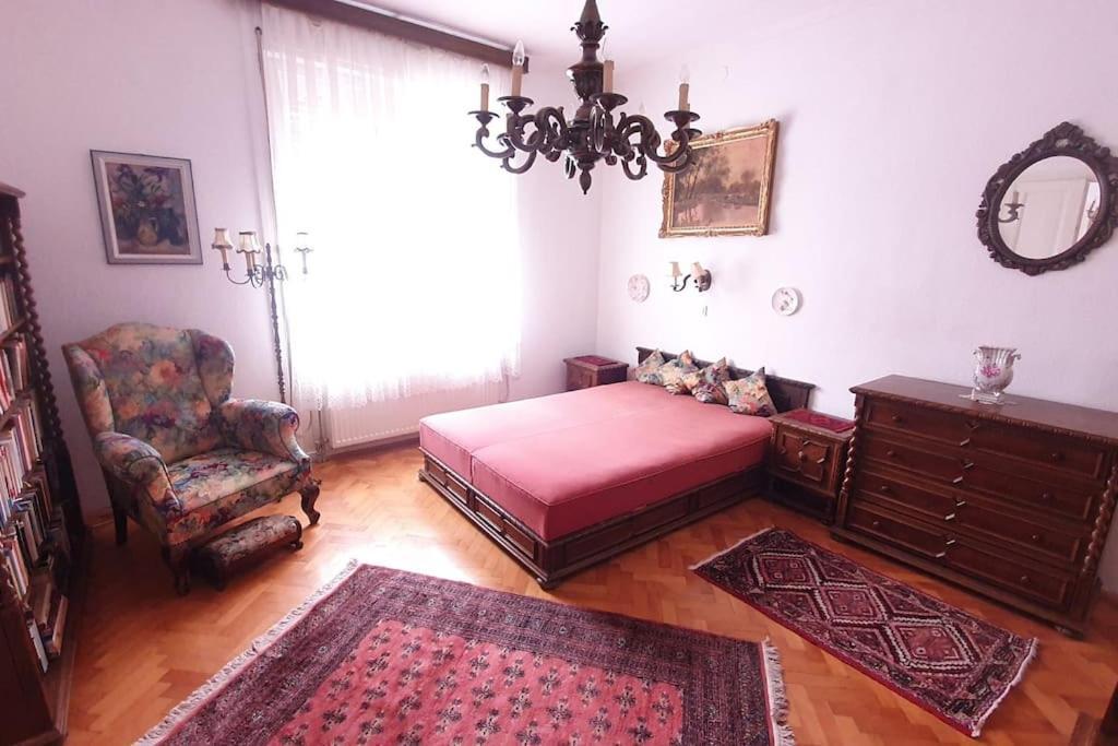 Romantic Villa - Pápa מראה חיצוני תמונה